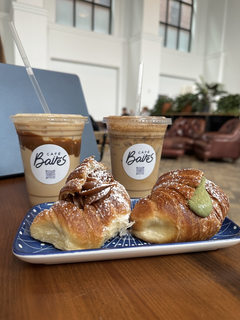 Thumbnail of Café Baires